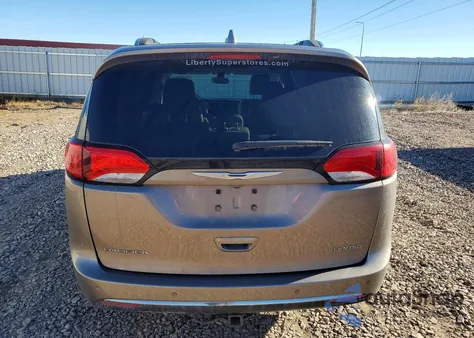 2018 Chrysler Pacifica Limited z USA, uszkodzony, nr VIN 2C4RC1GG8JR107831